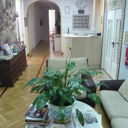Hostal Triana-2